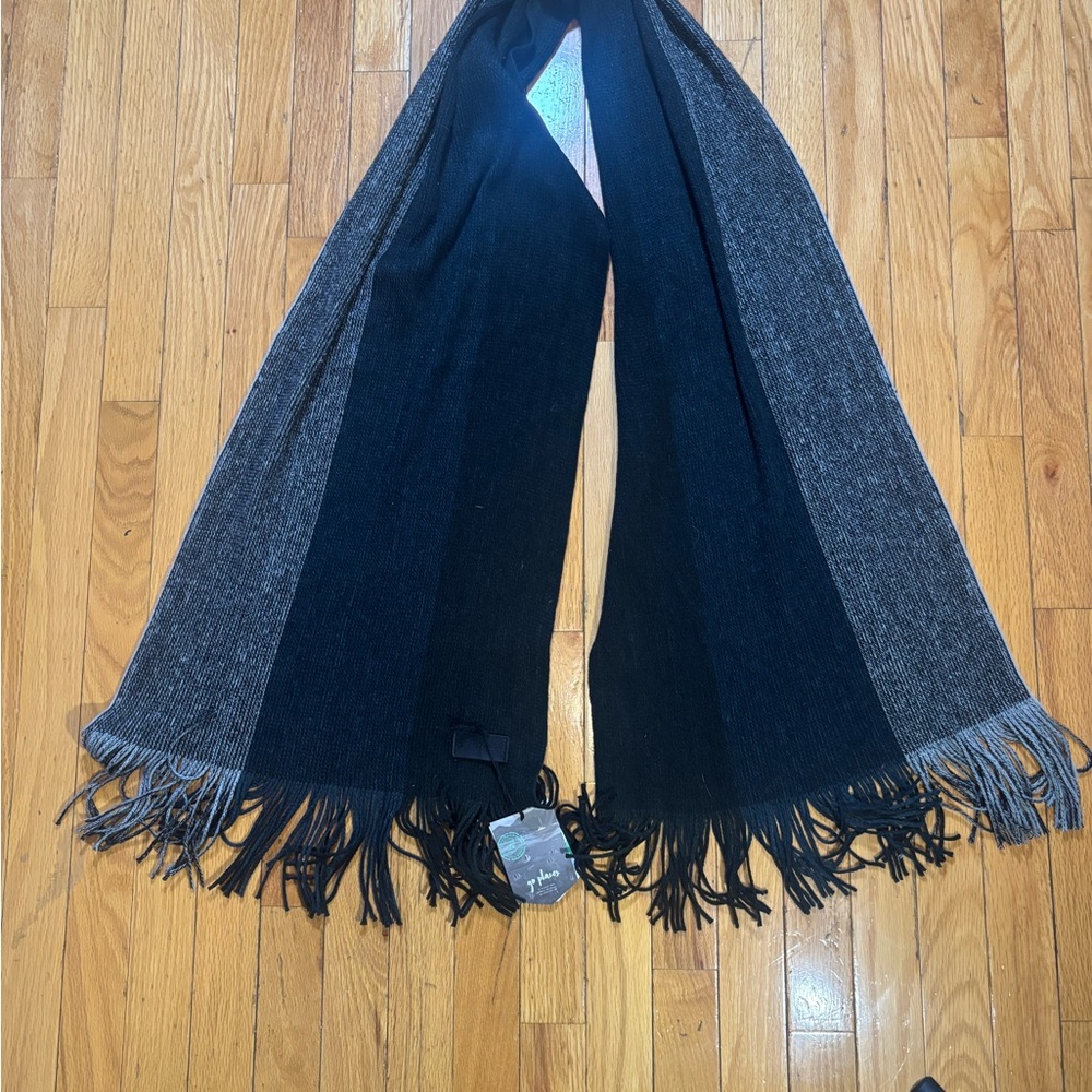 Marino Avenue collection multi-grey striped  Scarf